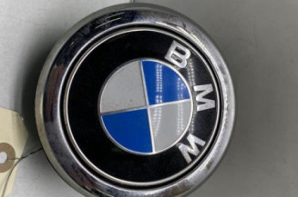 Bouton de coffre BMW SERIE 1 F20 Photo n°1