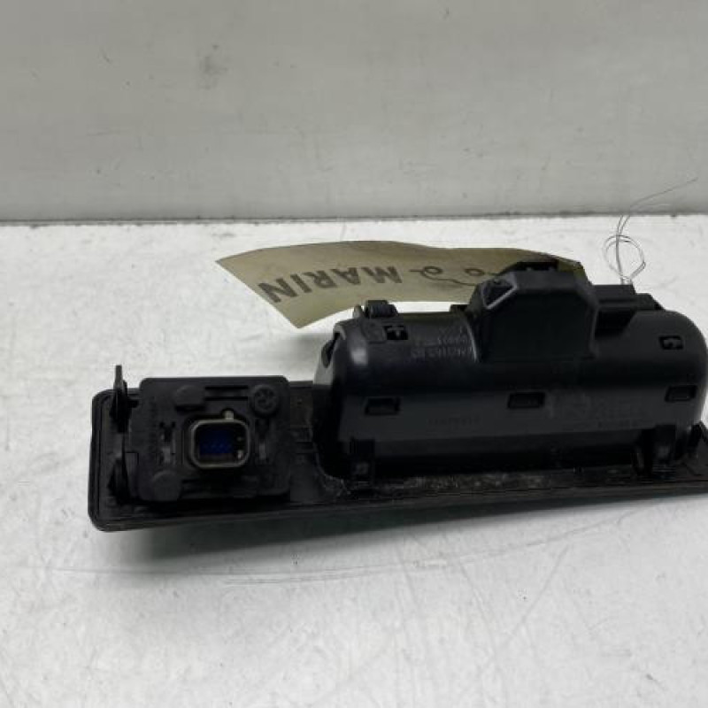 Bouton de coffre BMW SERIE 2 F45 ACTIVE Photo n°3