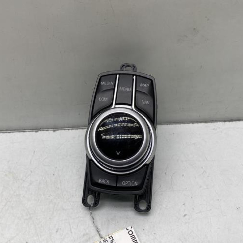 Commande GPS BMW SERIE 2 F45 ACTIVE Photo n°1