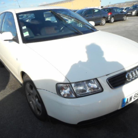 Glace retroviseur gauche AUDI A3 1