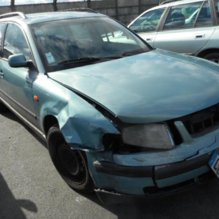 Glace retroviseur droit VOLKSWAGEN PASSAT 4