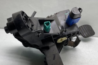 Pedale d'embrayage RENAULT TRAFIC 3