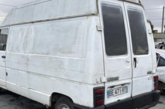 Vitre avant droit RENAULT TRAFIC 1