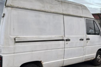Vitre avant droit RENAULT TRAFIC 1
