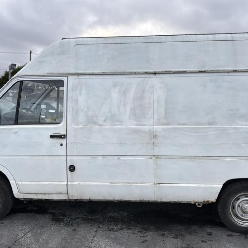 Vitre avant droit RENAULT TRAFIC 1 Photo n°11