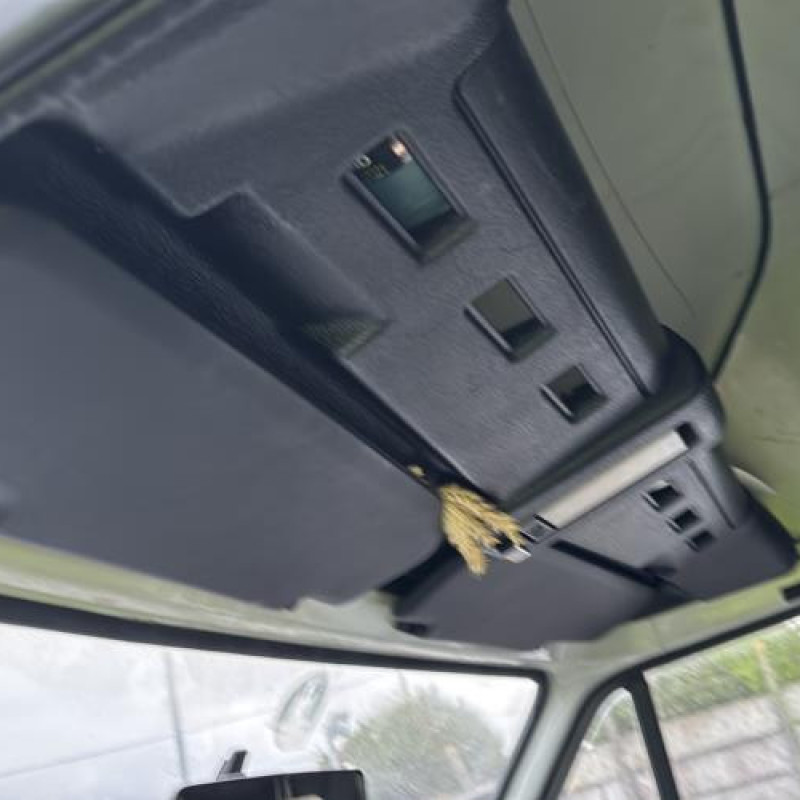 Vitre avant droit RENAULT TRAFIC 1 Photo n°15