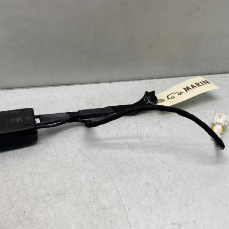 Attache ceinture avant gauche OPEL VIVARO 3 Photo n°3