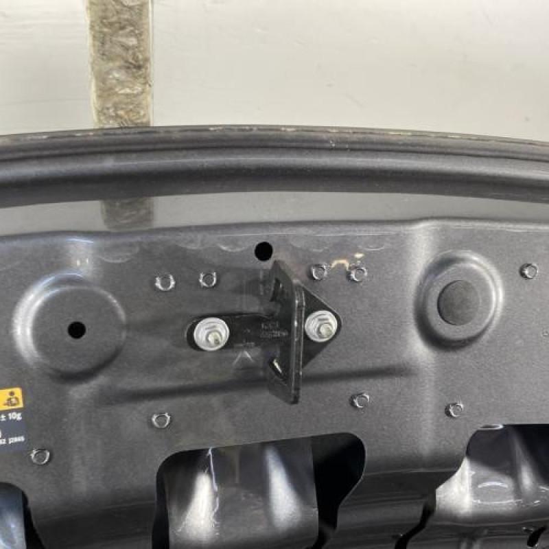Capot MERCEDES CLASSE B 247 Photo n°6