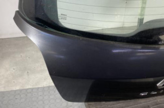 Malle/Hayon arriere RENAULT CLIO 3