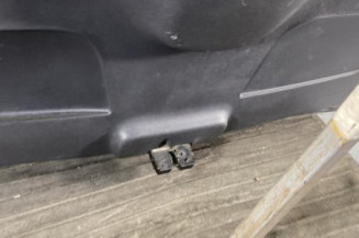 Malle/Hayon arriere RENAULT CLIO 3