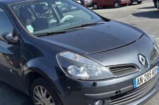 Malle/Hayon arriere RENAULT CLIO 3