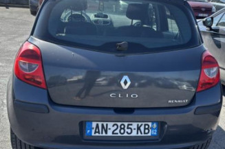 Malle/Hayon arriere RENAULT CLIO 3