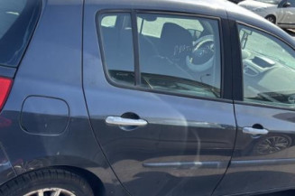 Malle/Hayon arriere RENAULT CLIO 3