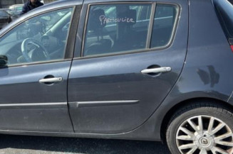 Malle/Hayon arriere RENAULT CLIO 3
