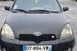Pare choc avant TOYOTA YARIS 1