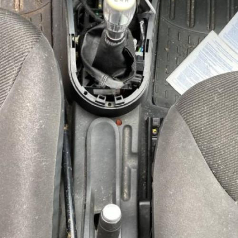 Malle/Hayon arriere CITROEN C3 1 Photo n°18