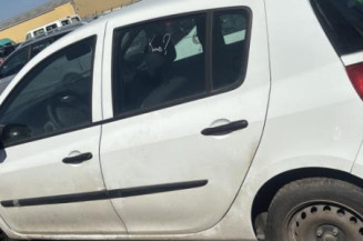 Malle/Hayon arriere RENAULT CLIO 3