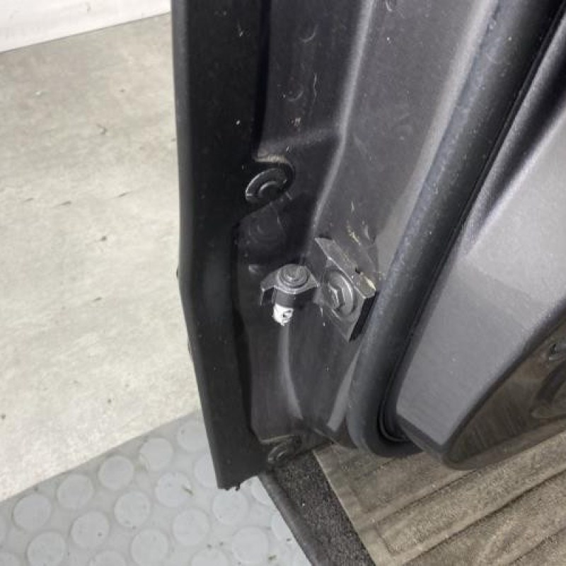 Porte arriere droit MERCEDES CLASSE B 247 Photo n°3
