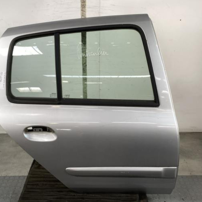 Porte arriere droit RENAULT CLIO 2 CAMPUS Photo n°1