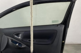 Porte avant droit TOYOTA YARIS 1