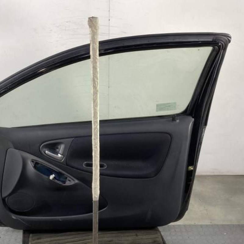 Porte avant droit TOYOTA YARIS 1 Photo n°7