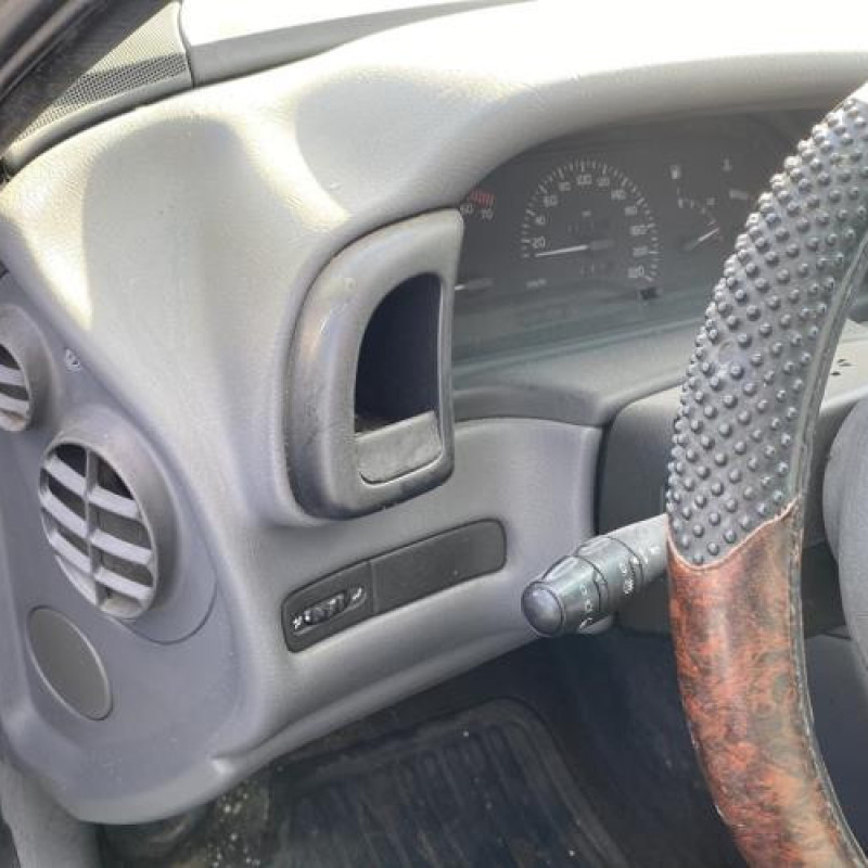 Porte avant droit RENAULT LAGUNA 1 Photo n°13