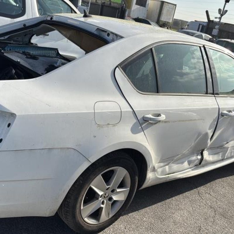Boite de vitesses SKODA OCTAVIA 3 Photo n°10