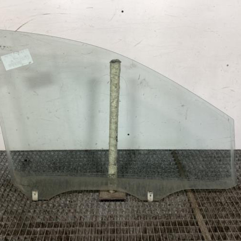 Vitre avant gauche HYUNDAI MATRIX Photo n°6