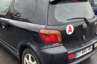 Vitre avant gauche TOYOTA YARIS 1