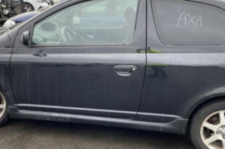 Vitre avant gauche TOYOTA YARIS 1