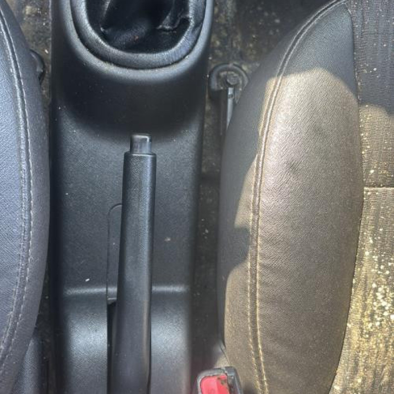 Vitre arriere droit KIA PICANTO 1 Photo n°19
