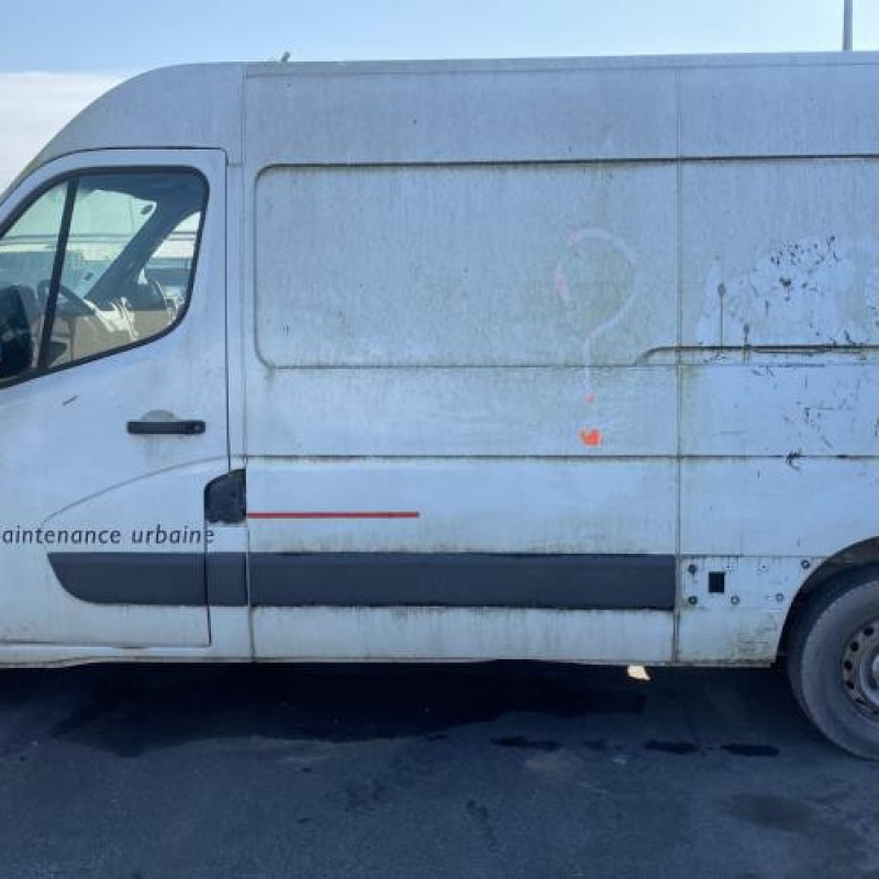 Eclairage de plaque RENAULT MASTER 3 Photo n°9
