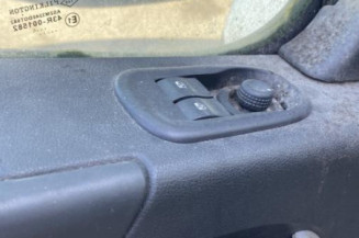 Eclairage de plaque RENAULT MASTER 3