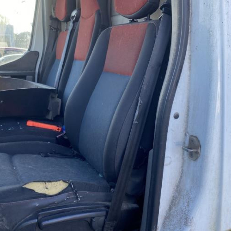 Eclairage de plaque RENAULT MASTER 3 Photo n°14