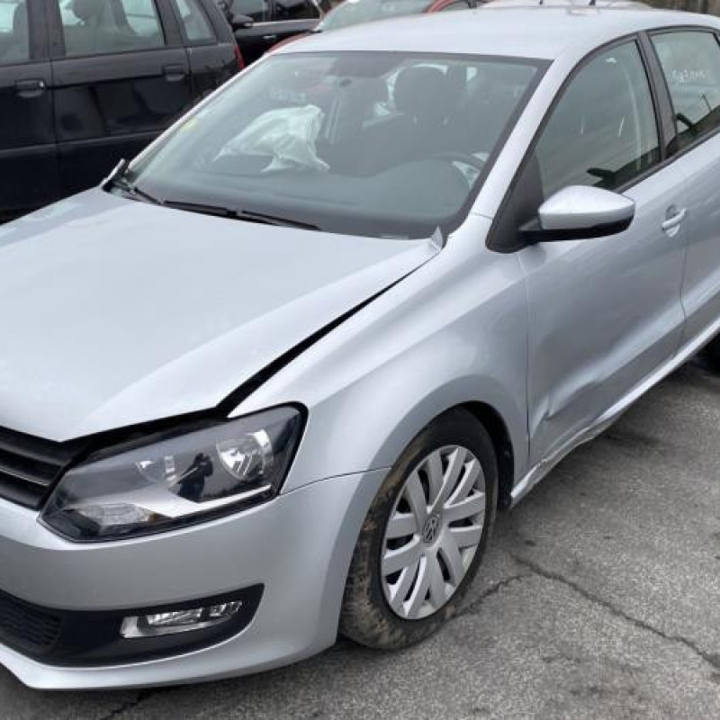 Feu arriere principal gauche (feux) VOLKSWAGEN POLO 5 Photo n°17
