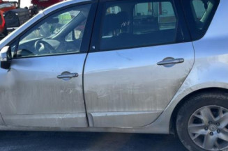 Malle/Hayon arriere RENAULT SCENIC 3