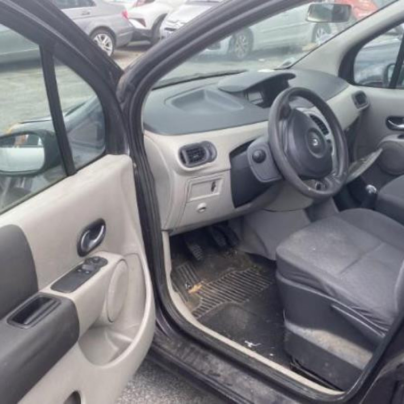 Malle/Hayon arriere RENAULT MODUS Photo n°17
