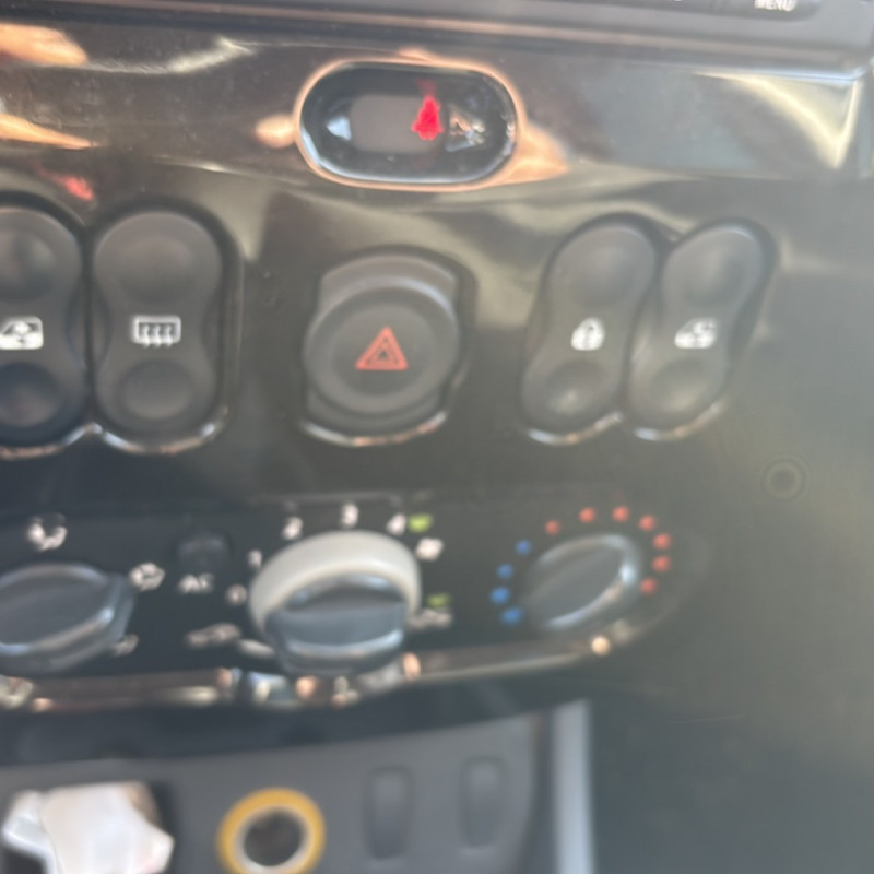 DACIA DUSTER 1 PHASE 1 1.5 DCI - 8V TURBO Photo n°18