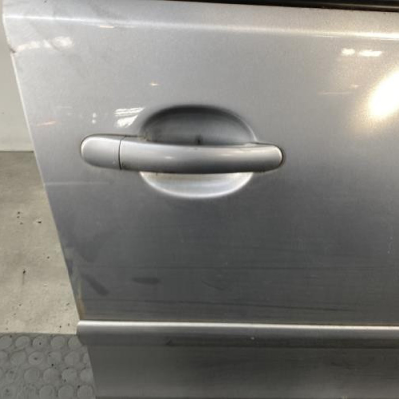 Porte avant droit VOLKSWAGEN POLO 4 Photo n°2