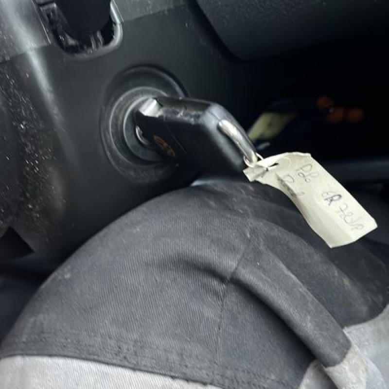 Porte avant droit VOLKSWAGEN POLO 4 Photo n°19