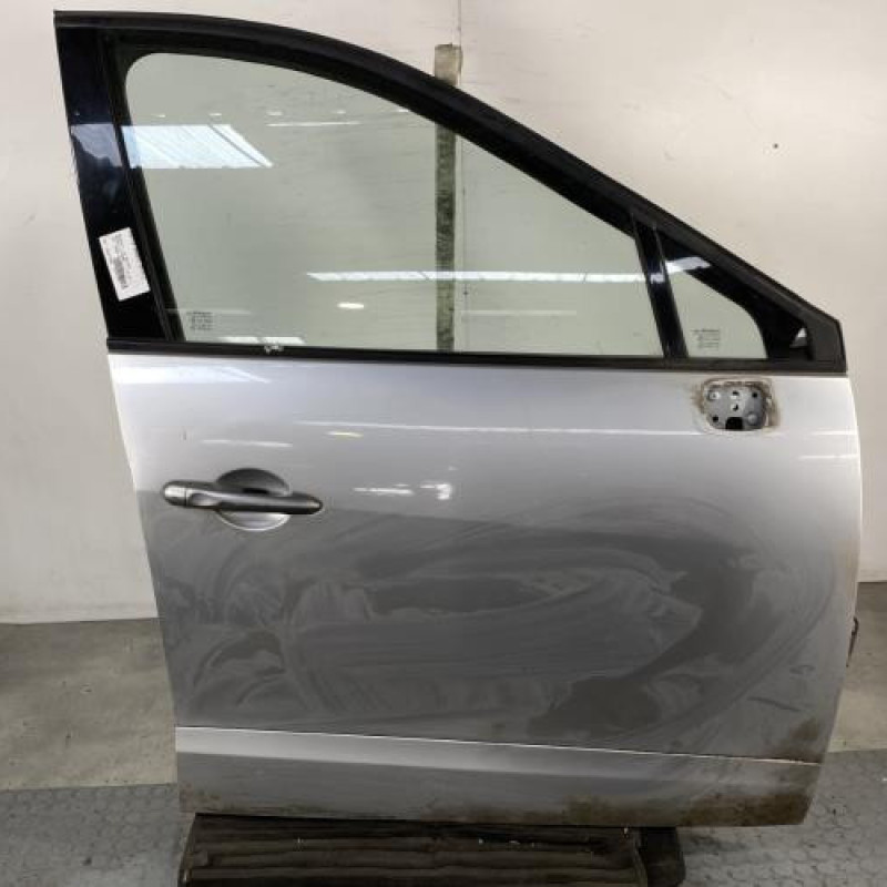 Porte avant droit RENAULT SCENIC 3 Photo n°1