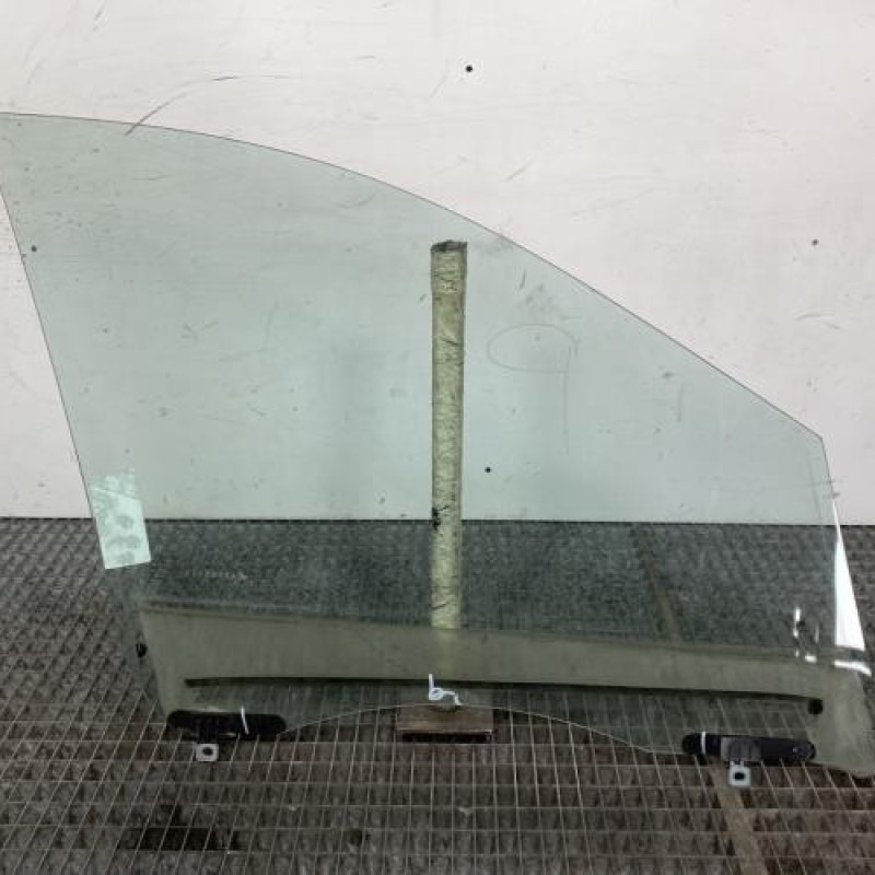 Vitre avant gauche RENAULT SCENIC 3 Photo n°6