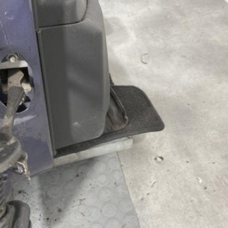 Porte avant droit CITROEN C4 PICASSO 1 Photo n°7