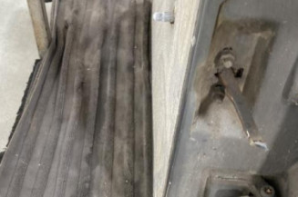 Porte arriere gauche PEUGEOT 405