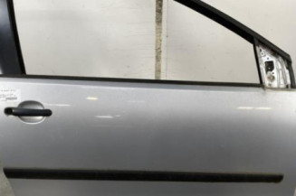 Porte avant droit VOLKSWAGEN POLO 4 Photo n°1