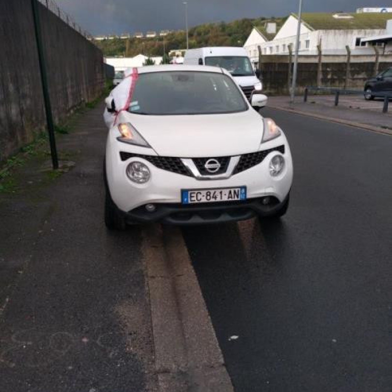 Vitre avant droit NISSAN JUKE 1 Photo n°7