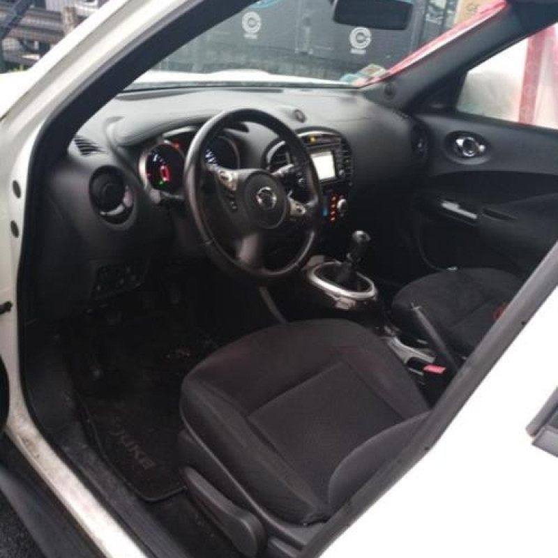 Vitre avant droit NISSAN JUKE 1 Photo n°8