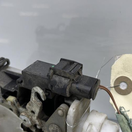 Serrure avant droit AUDI A3 1