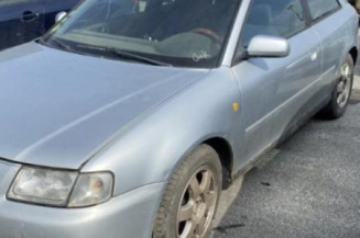 Serrure avant droit AUDI A3 1