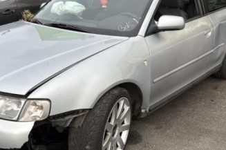 Serrure avant droit AUDI A3 1